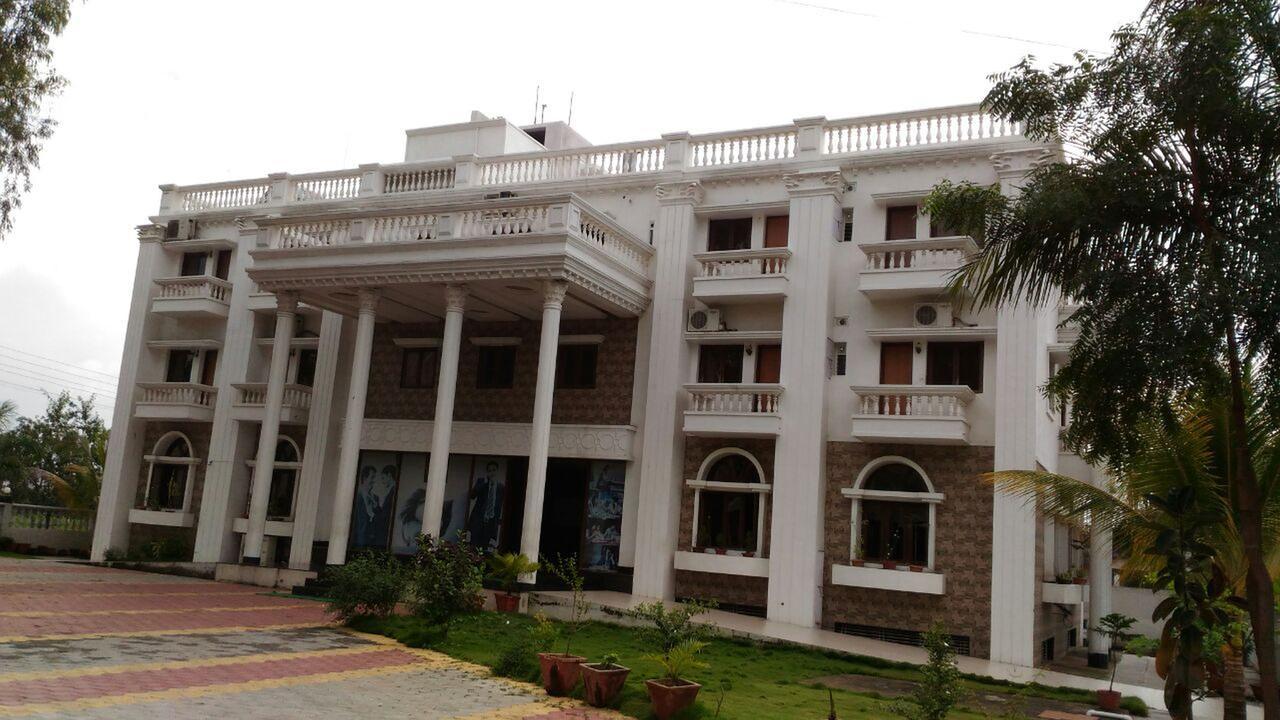 ホテルKailash Residency アウランガーバード エクステリア 写真