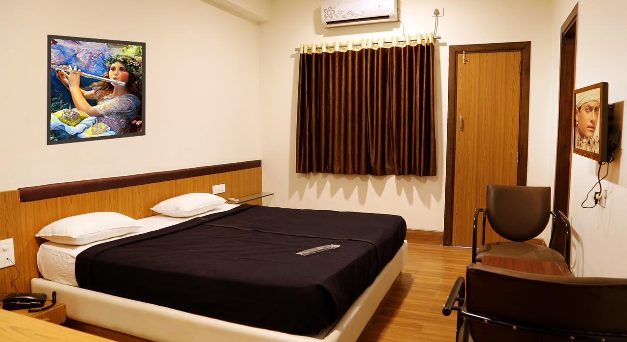 ホテルKailash Residency アウランガーバード エクステリア 写真